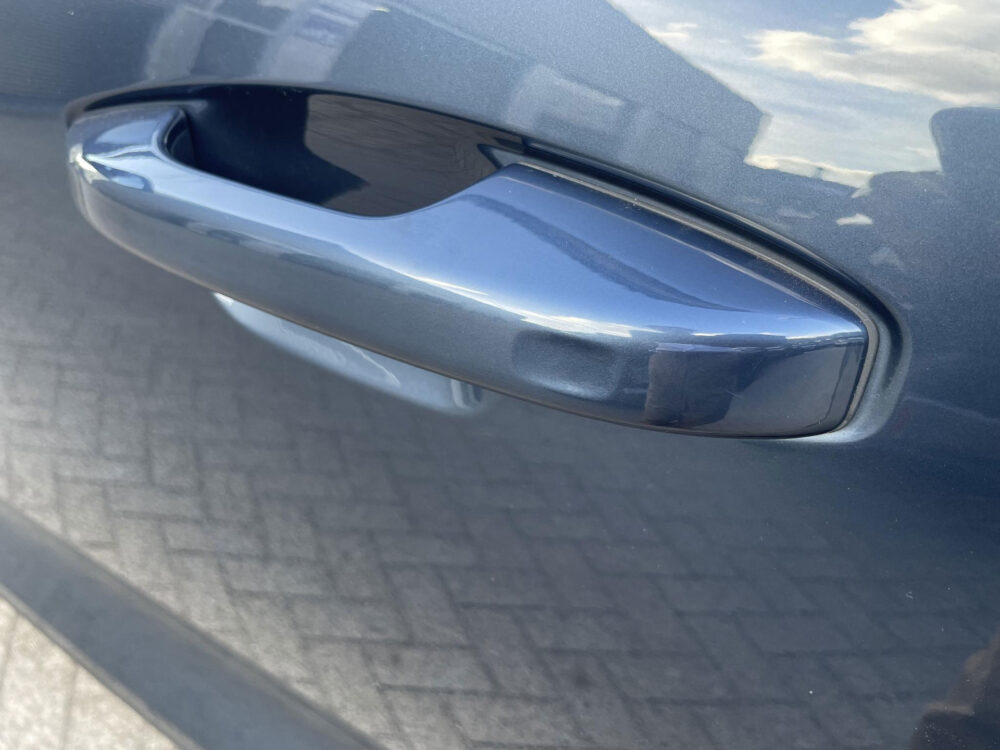 52404766-volvo-xc40-1-5-t5-recharge-r-design-soh-975-alcantara-harman-kardon-trekhaak-2022