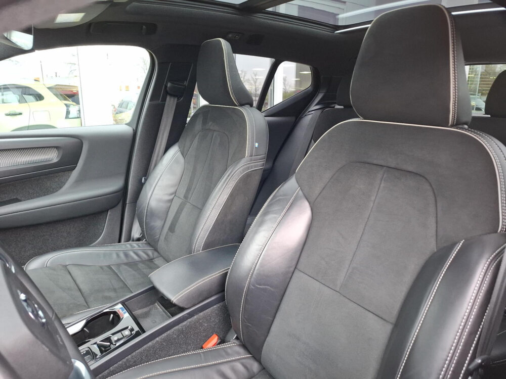 Volvo XC40 1.5 T5 Recharge R-Design | Alcantara | Harman Kardon |Trekhaak |