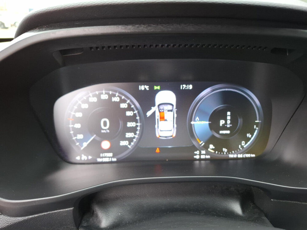 Volvo XC40 1.5 T5 Recharge R-Design | Alcantara | Harman Kardon |Trekhaak |