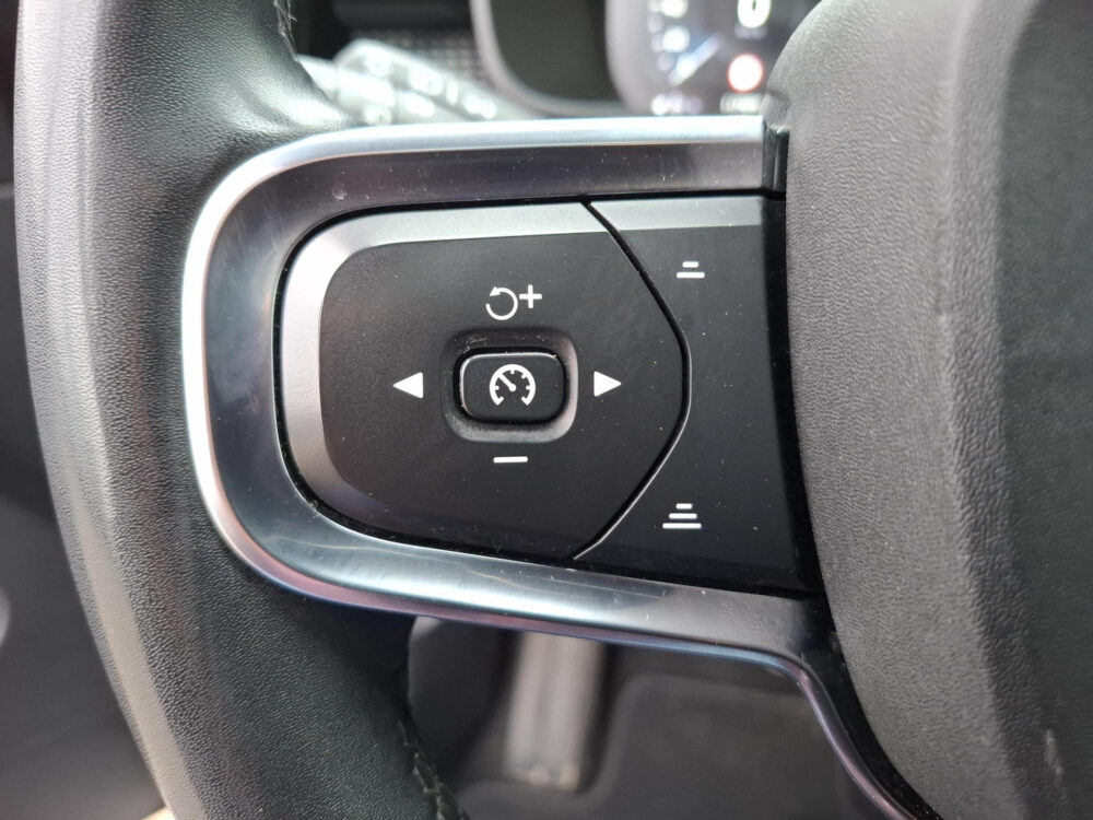 Volvo XC40 1.5 T5 Recharge R-Design | BTW  | Alcantara | Harman Kardon |Trekhaak |