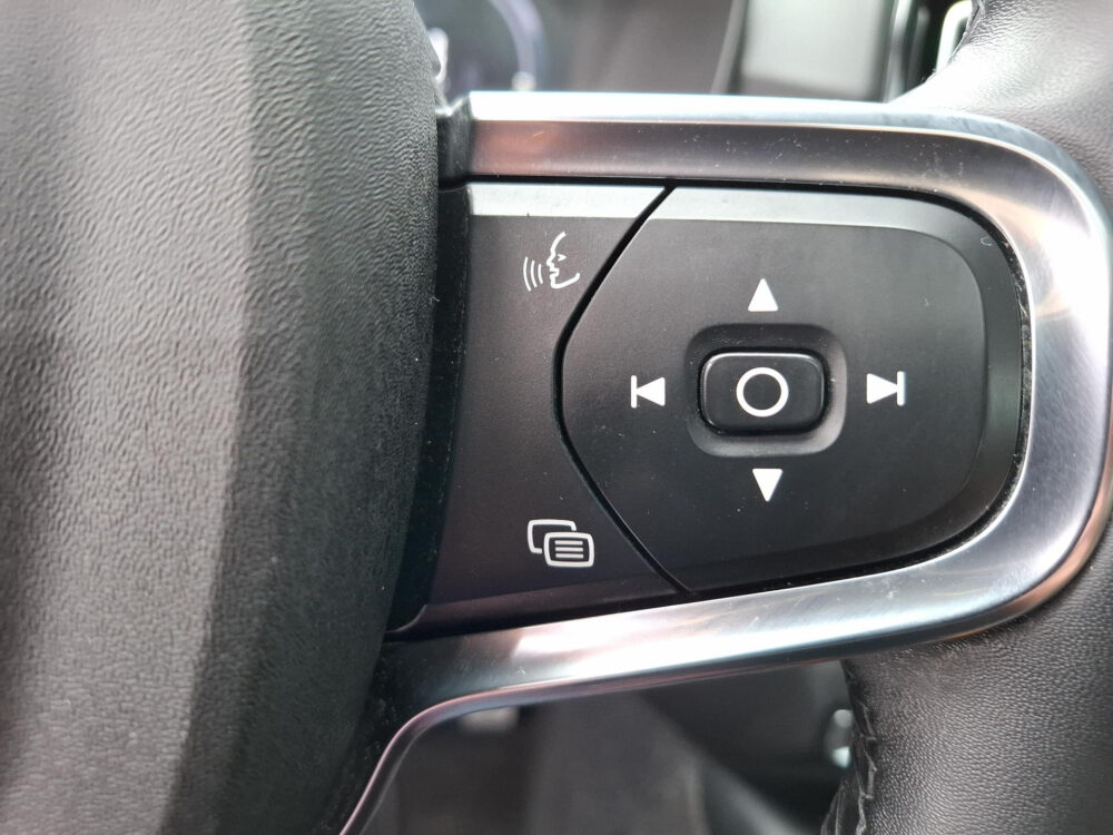 Volvo XC40 1.5 T5 Recharge R-Design | BTW  | Alcantara | Harman Kardon |Trekhaak |