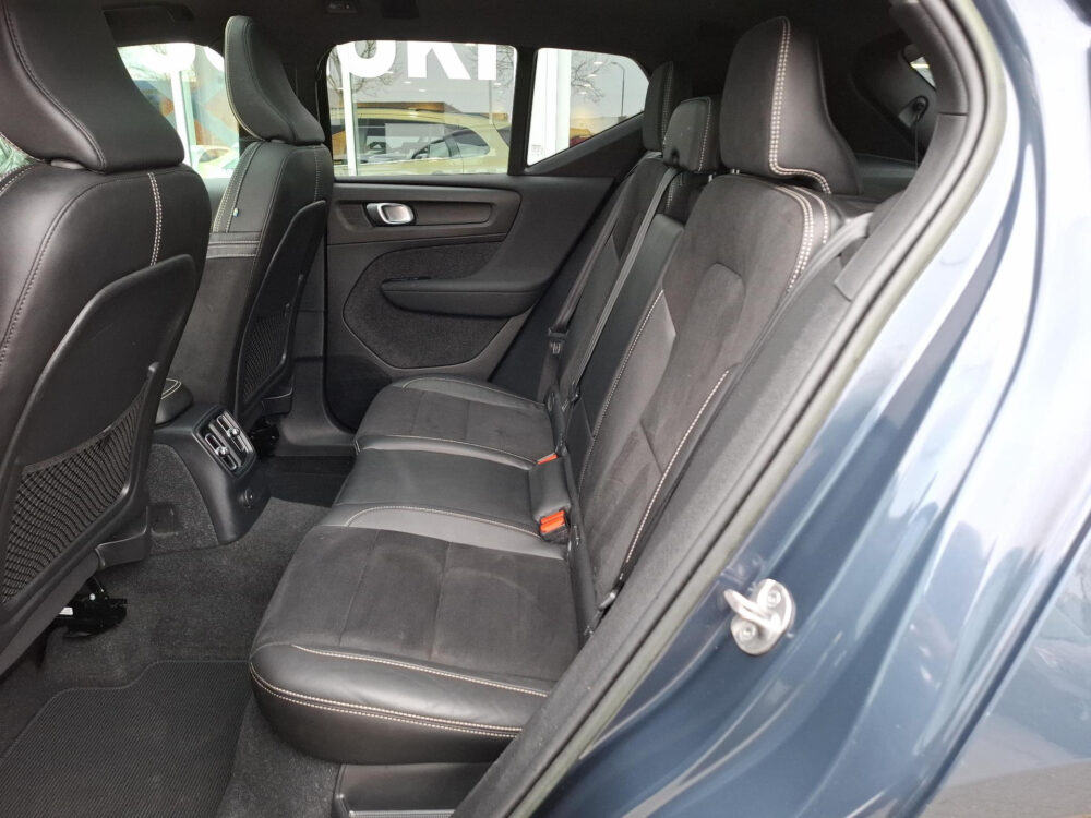 Volvo XC40 1.5 T5 Recharge R-Design | BTW  | Alcantara | Harman Kardon |Trekhaak |