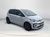 Volkswagen Up! 1.0 TSI BMT high up! 90 pk 1e Eig. achteruitrijcamera | Stoelverwarming | 1e Eigenaar |parkeersensoren | 90 pk motor ! | Cruise Control