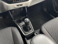 Suzuki Swift 1.2 Comfort Smart Hybrid Fabrieksgarantie tot 2035 | Navigatie | Cruise Control | 16′ LMV