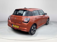 Suzuki Swift 1.2 Comfort Smart Hybrid Fabrieksgarantie tot 2035 | Navigatie | Cruise Control | 16′ LMV
