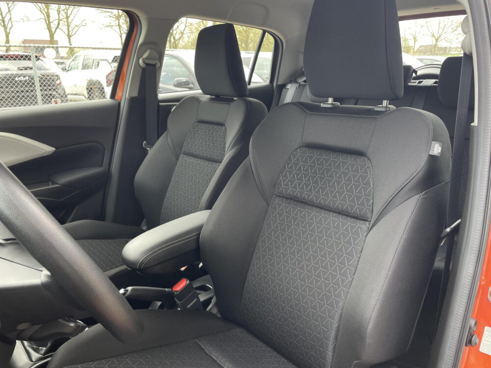 Suzuki Swift 1.2 Comfort Smart Hybrid Fabrieksgarantie tot 2035 | Navigatie | Cruise Control | 16′ LMV