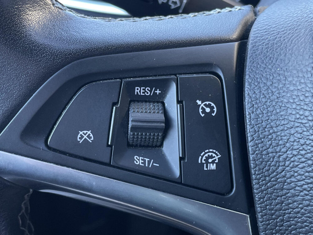 Opel Mokka X 1.4 Turbo 120 Jaar Edition | Trekhaak | Navigatie |