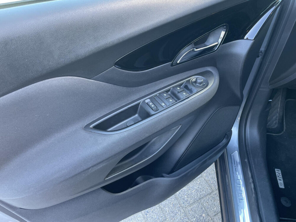 Opel Mokka X 1.4 Turbo 120 Jaar Edition | Trekhaak | Navigatie |