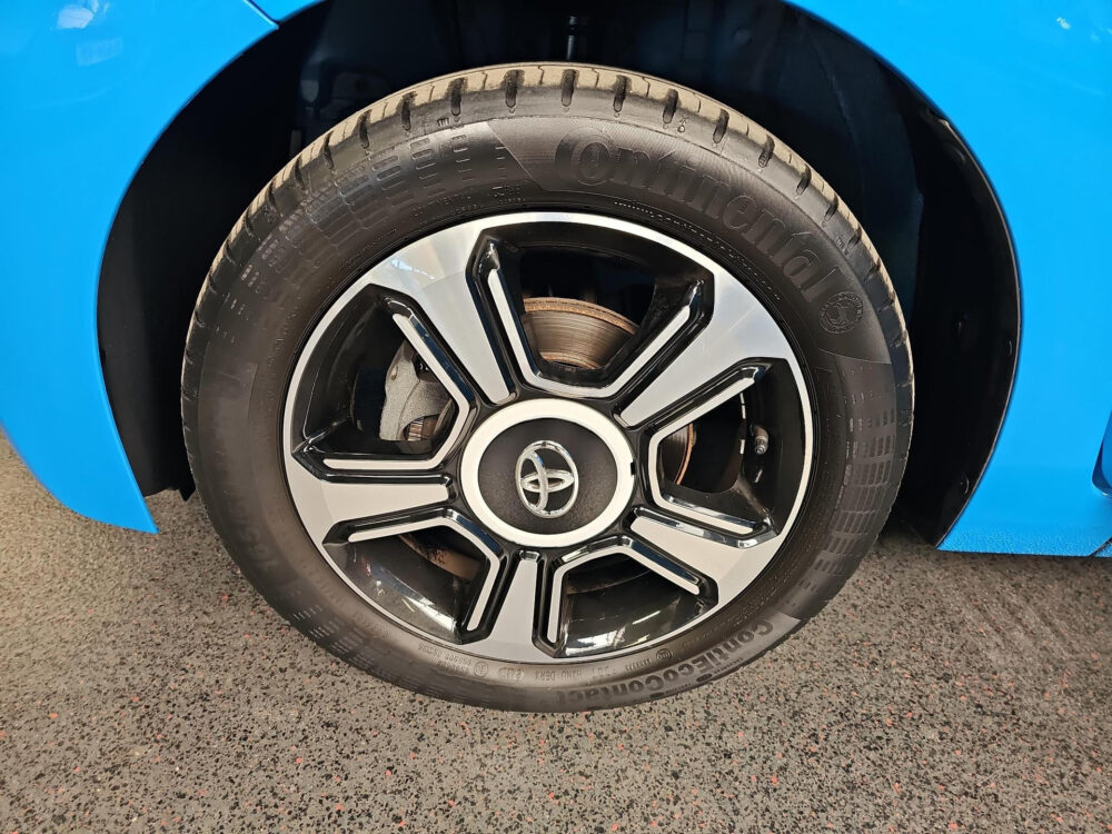 Toyota Aygo 1.0 VVT-i x-play Airco | Camera | Cruise