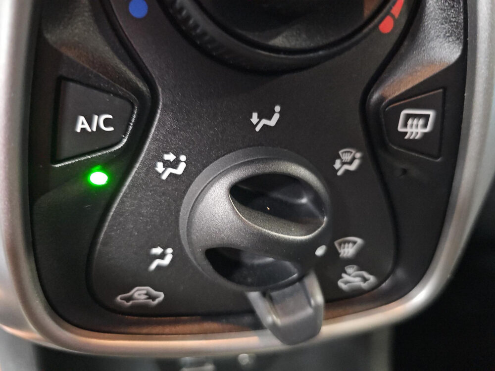 Toyota Aygo 1.0 VVT-i x-play Airco | Camera | Cruise