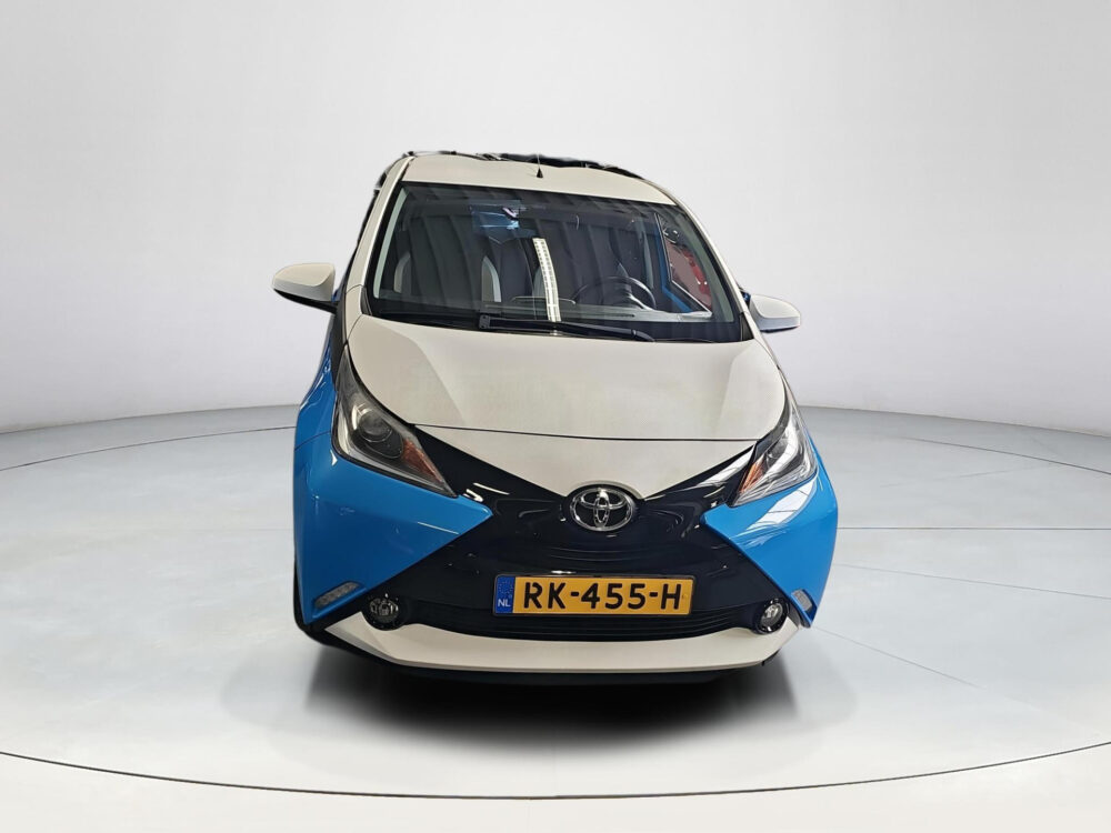 Toyota Aygo 1.0 VVT-i x-play Airco | Camera | Cruise