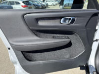 Volvo XC40 Recharge P8 AWD R-Design | Leder en Alcantara | Elektrische klep |