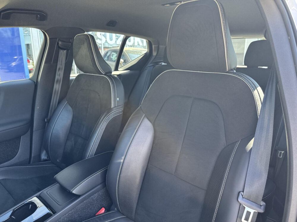 Volvo XC40 Recharge P8 AWD R-Design | Leder en Alcantara | Elektrische klep |