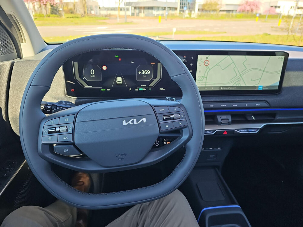 Kia EV2 Demo Edition 42.2 kWh Schuifdak | 18 inch | Elektr. Stoel