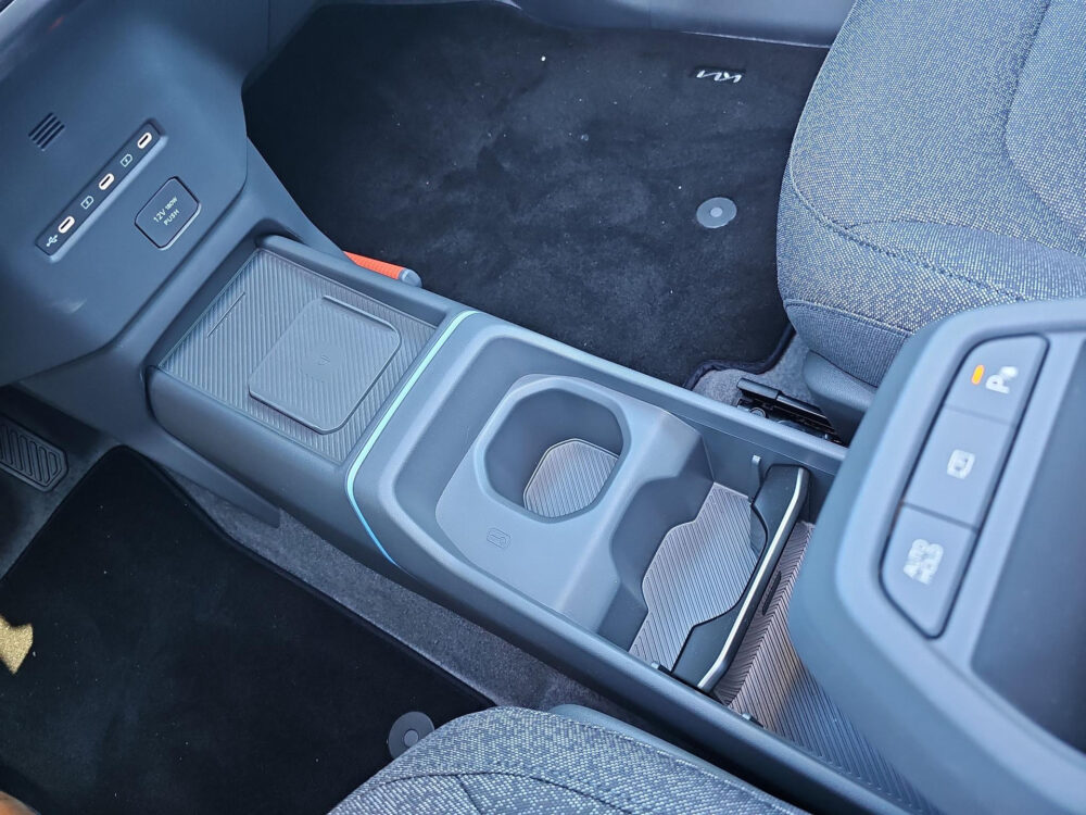 Kia EV2 Demo Edition 42.2 kWh Schuifdak | 18 inch | Elektr. Stoel