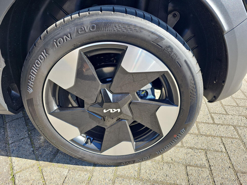 Kia EV2 Demo Edition 42.2 kWh Schuifdak | 18 inch | Elektr. Stoel