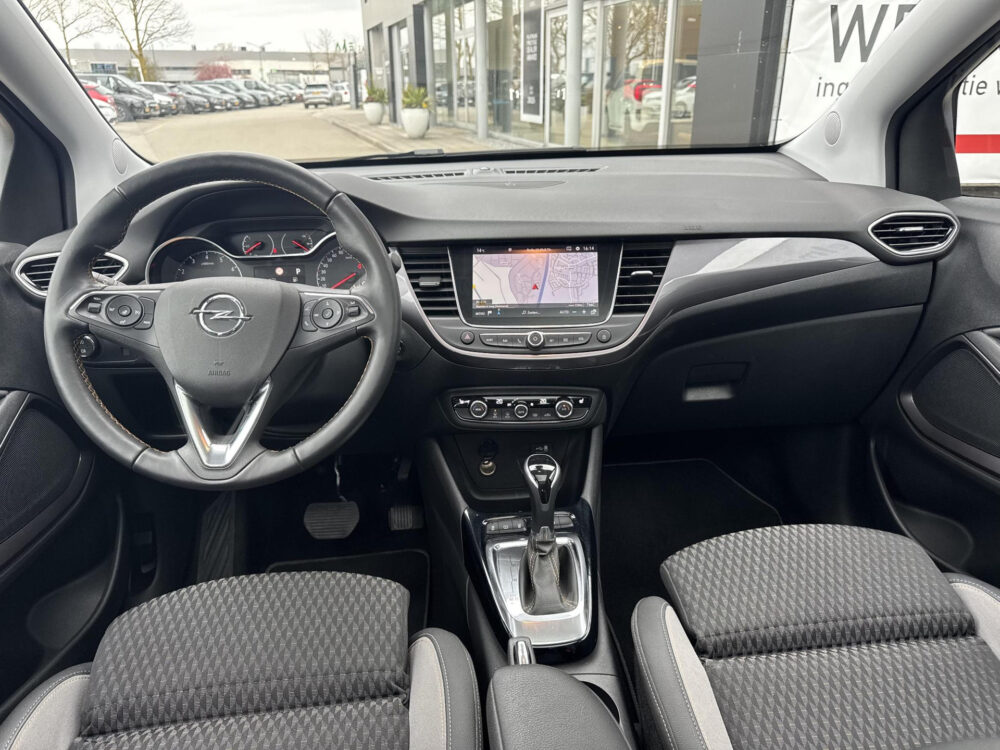 Opel Crossland X 1.2 Turbo Ultimate Automaat | Navigatie | Camera | Stoel + Stuurverwarming | Trekhaak | Parkeersensoren | Panoramadak