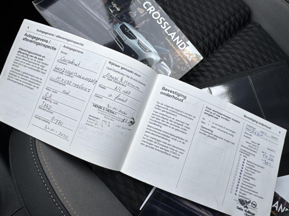 Opel Crossland X 1.2 Turbo Ultimate Automaat | Navigatie | Camera | Stoel + Stuurverwarming | Trekhaak | Parkeersensoren | Panoramadak