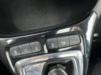 Opel Crossland X 1.2 Turbo Ultimate Automaat | Navigatie | Camera | Stoel + Stuurverwarming | Trekhaak | Parkeersensoren | Panoramadak