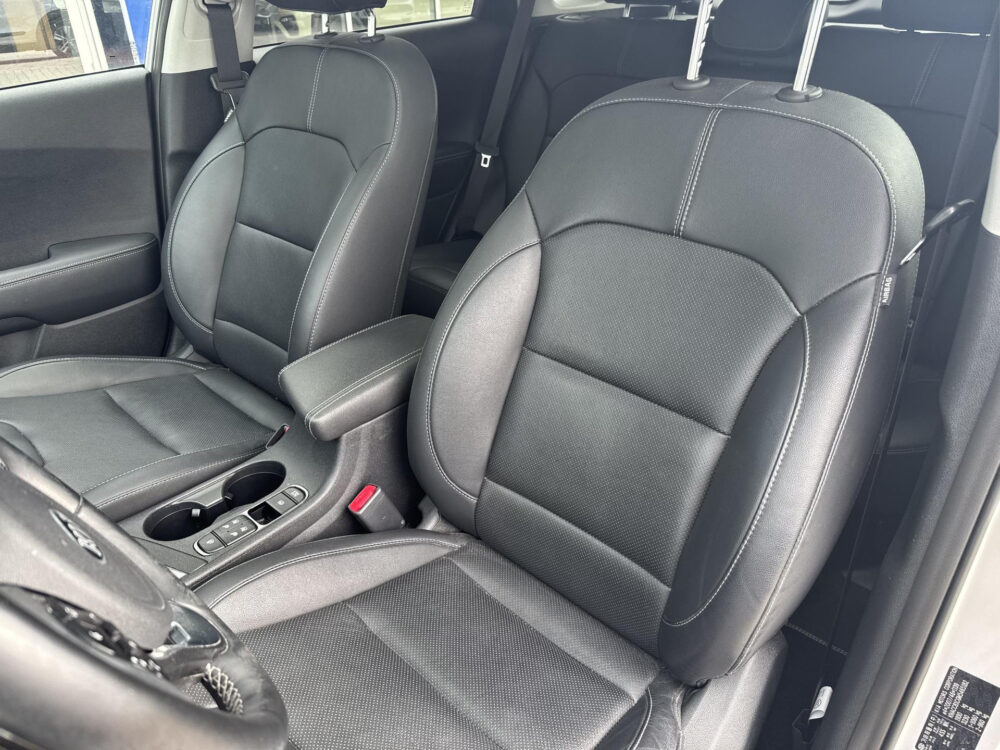 Kia Niro 1.6 GDi Hybrid ExecutiveLine Meest Luxe uitvoering | Fabrieksgarantie
