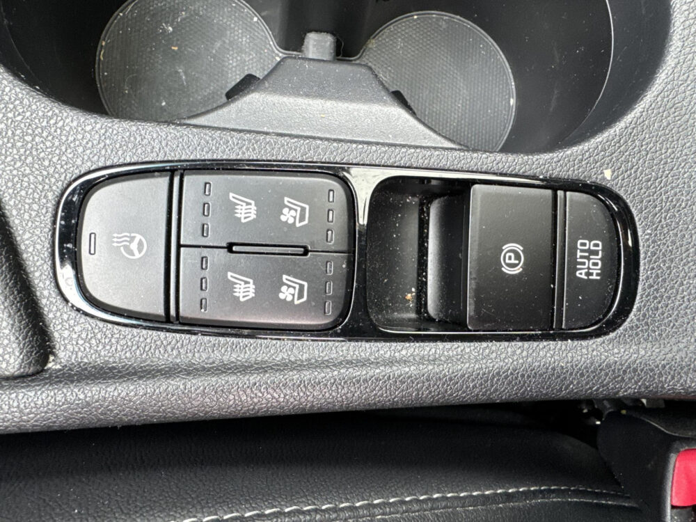 Kia Niro 1.6 GDi Hybrid ExecutiveLine Meest Luxe uitvoering | Fabrieksgarantie