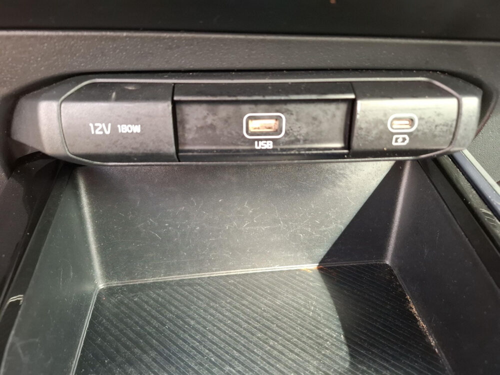 Kia Niro 1.6 GDi Hybrid DynamicLine | CarPlay | Half leder | Adpt. Cruise