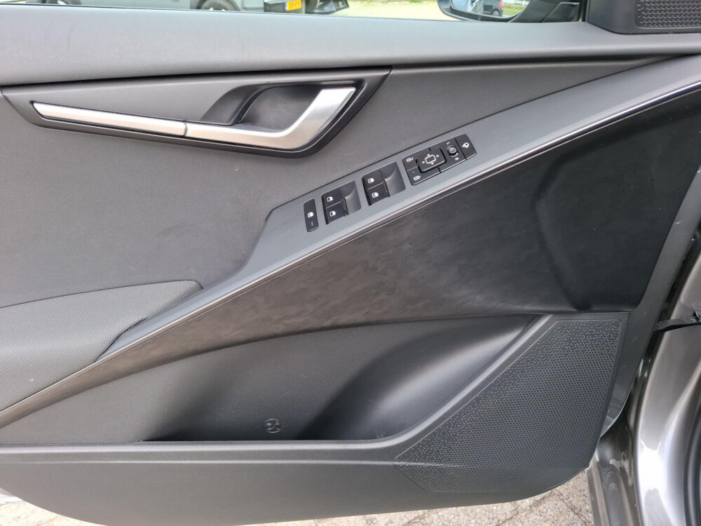 Kia Niro 1.6 GDi Hybrid DynamicLine | CarPlay | Half leder | Adpt. Cruise