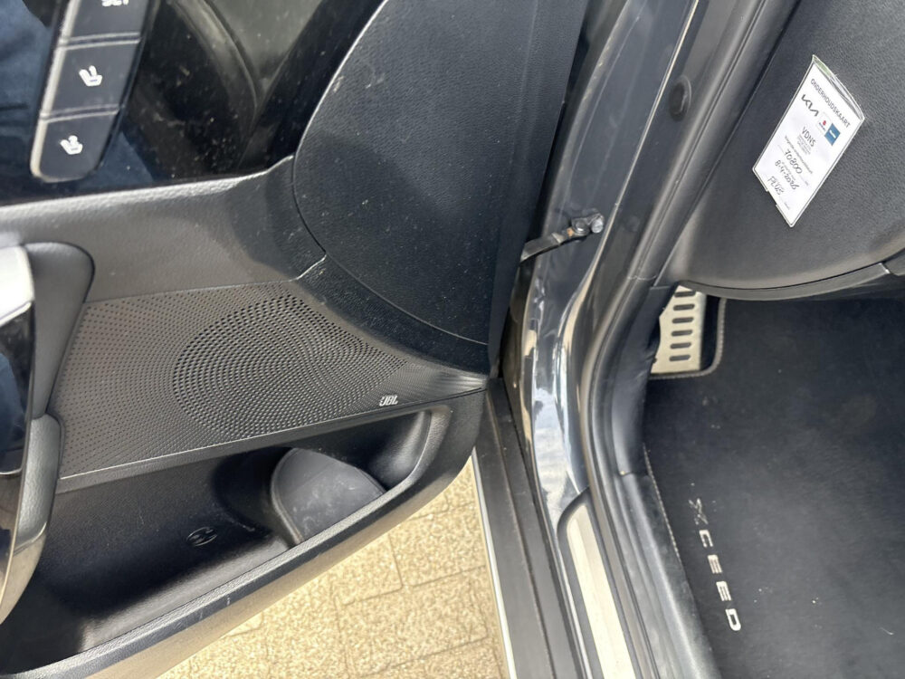 Kia XCeed 1.4 T-GDi ExecutiveLine AUTOMAAT | 1e eigenaar | Dealeronderhouden | 18inch | PanoDak | TopStaat