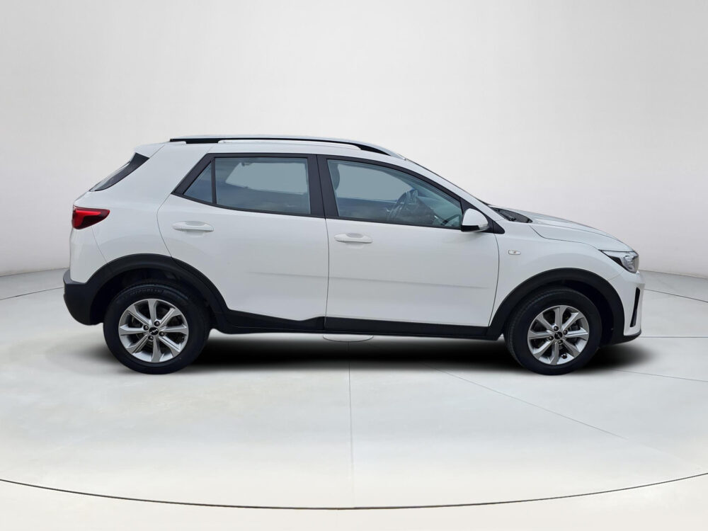 Kia Stonic 1.0 T-GDi MHEV DynamicLine Navigatie | Camera