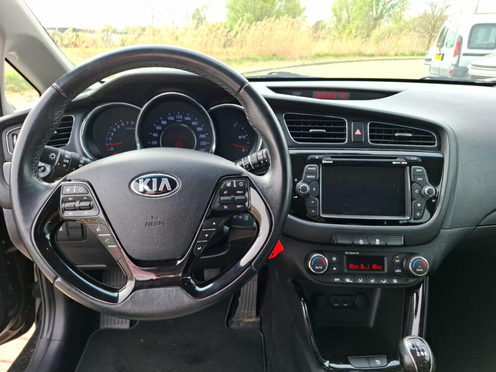 Kia cee’d 1.6 GDI DynamicLine | Led verlichting | Navigatie | Airco