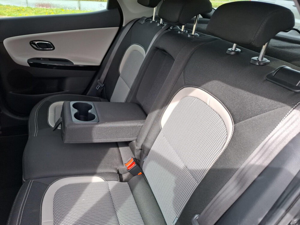 Kia cee’d 1.6 GDI DynamicLine | Led verlichting | Navigatie | Airco