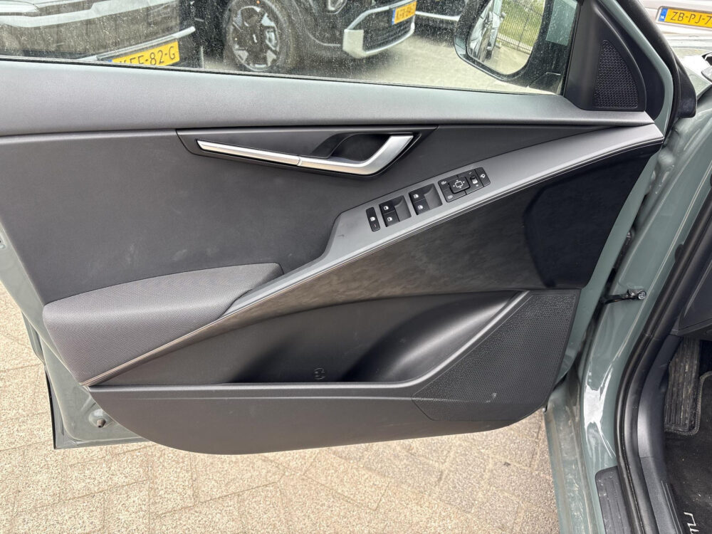 Kia Niro 1.6 GDi Hybrid DynamicLine | Keyless | PDC |