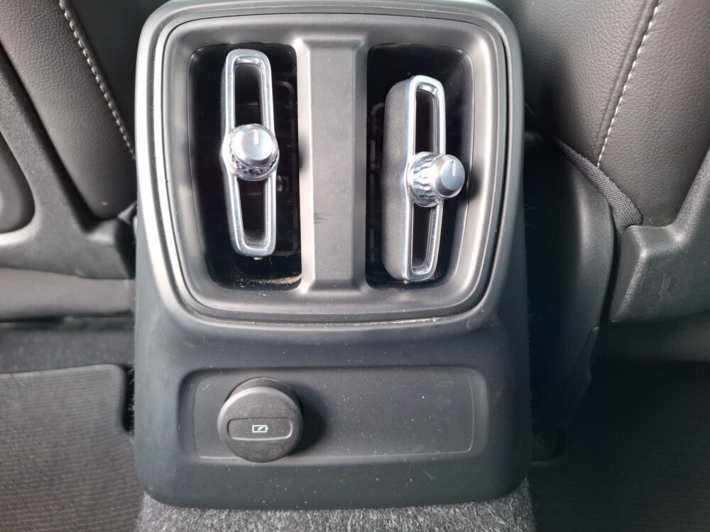 Volvo XC40 1.5 T5 Recharge Inscription | 360* Camera | Leder | Memory stoelen |