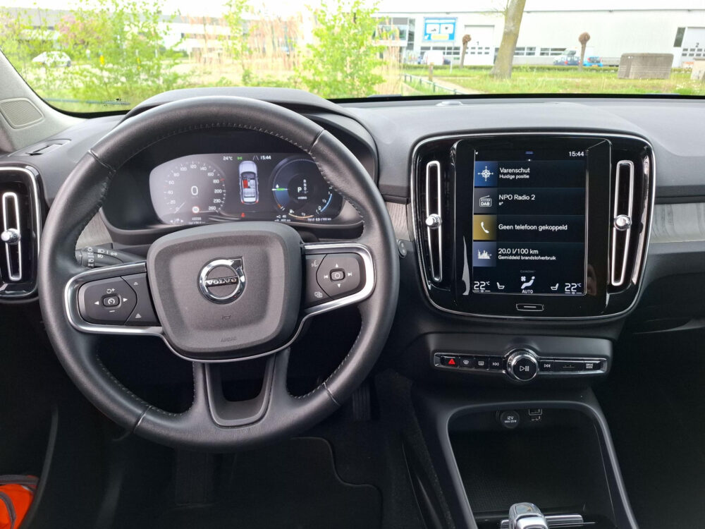 Volvo XC40 1.5 T5 Recharge Inscription | 360* Camera | Leder | Memory stoelen | | BTW ! !
