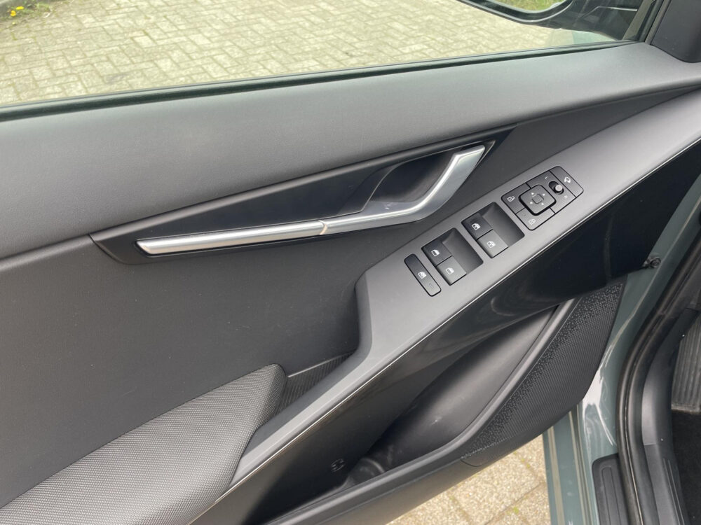 Kia Niro EV DynamicLine 64.8 kWh | Stoel stuur verwarming | Keyless |