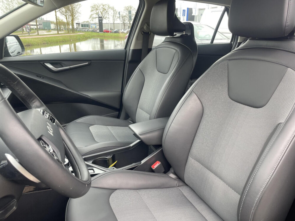 Kia Niro EV DynamicLine 64.8 kWh | Stoel stuur verwarming | Keyless |