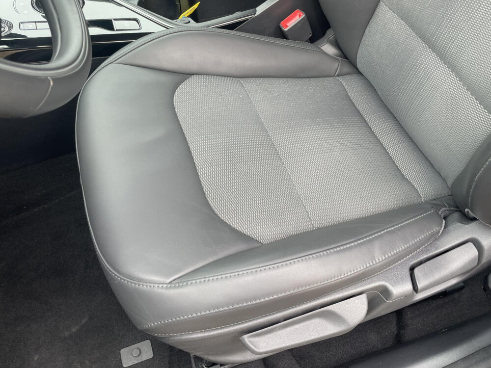 Kia Niro EV DynamicLine 64.8 kWh | Stoel stuur verwarming | Keyless |