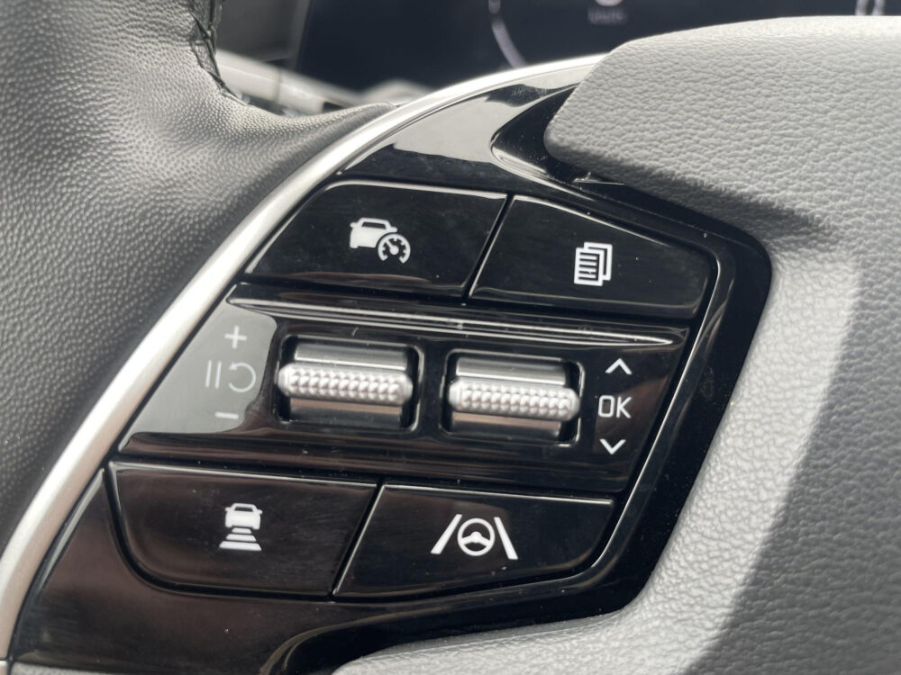 Kia Niro EV DynamicLine 64.8 kWh | Stoel stuur verwarming | Keyless |