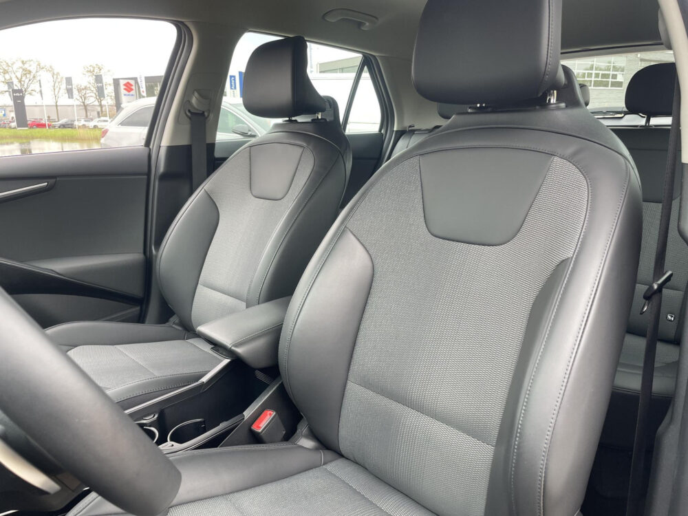 Kia Niro 1.6 GDi Hybrid ExecutiveLine | Keyless | Camera | Carplay |