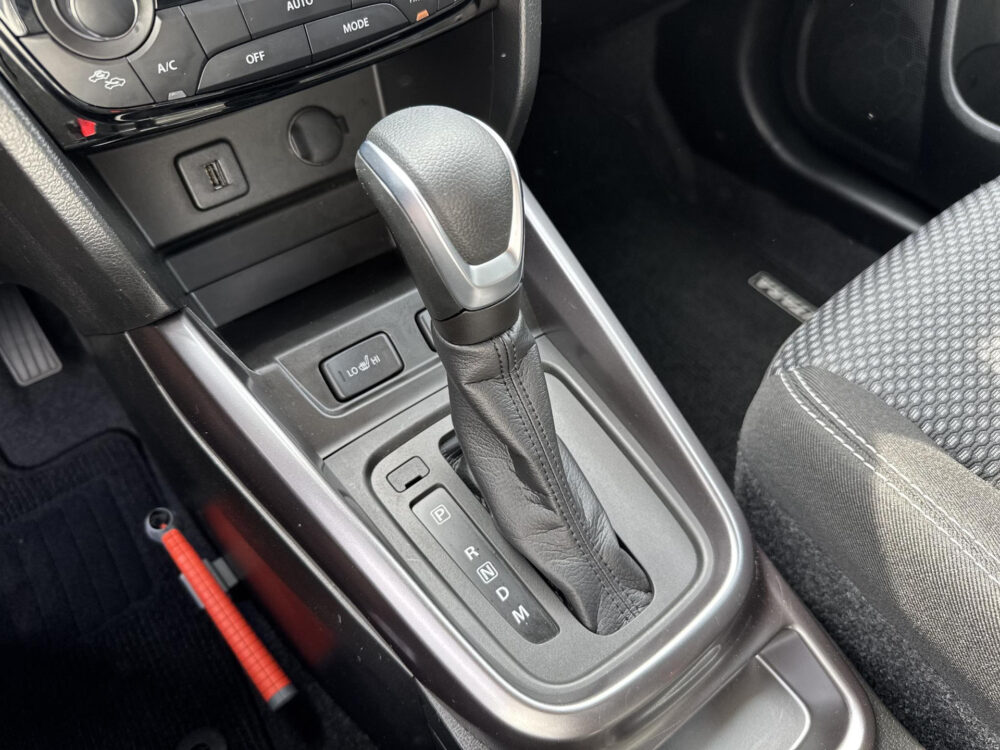 Suzuki Vitara 1.5 Hybrid Select tot 10jaar of 200.000 km Fabrieksgarantie