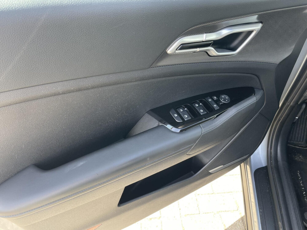 Kia Sportage 1.6 T-GDi Plug-in Hybrid AWD DynamicLine | Achteruitrijcamera | Apple carplay |