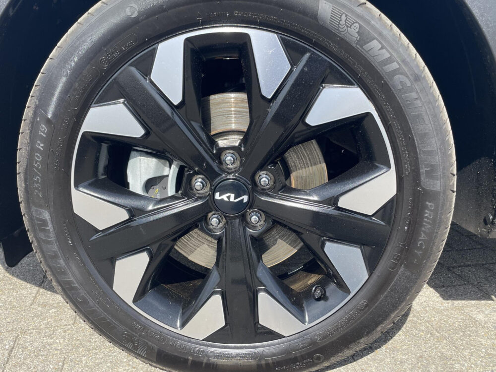 Kia Sportage 1.6 T-GDi Plug-in Hybrid AWD DynamicLine | Achteruitrijcamera | Apple carplay |