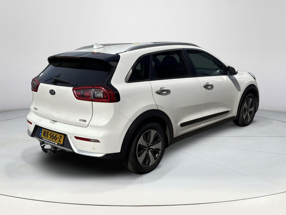 Kia Niro 1.6 GDi Hybrid BusinessLine Navigatie | Camera | Trekhaak |