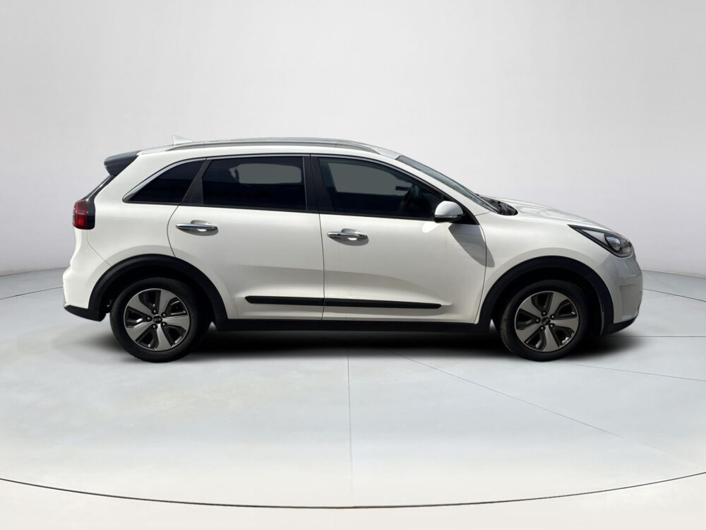 Kia Niro 1.6 GDi Hybrid BusinessLine Navigatie | Camera | Trekhaak |