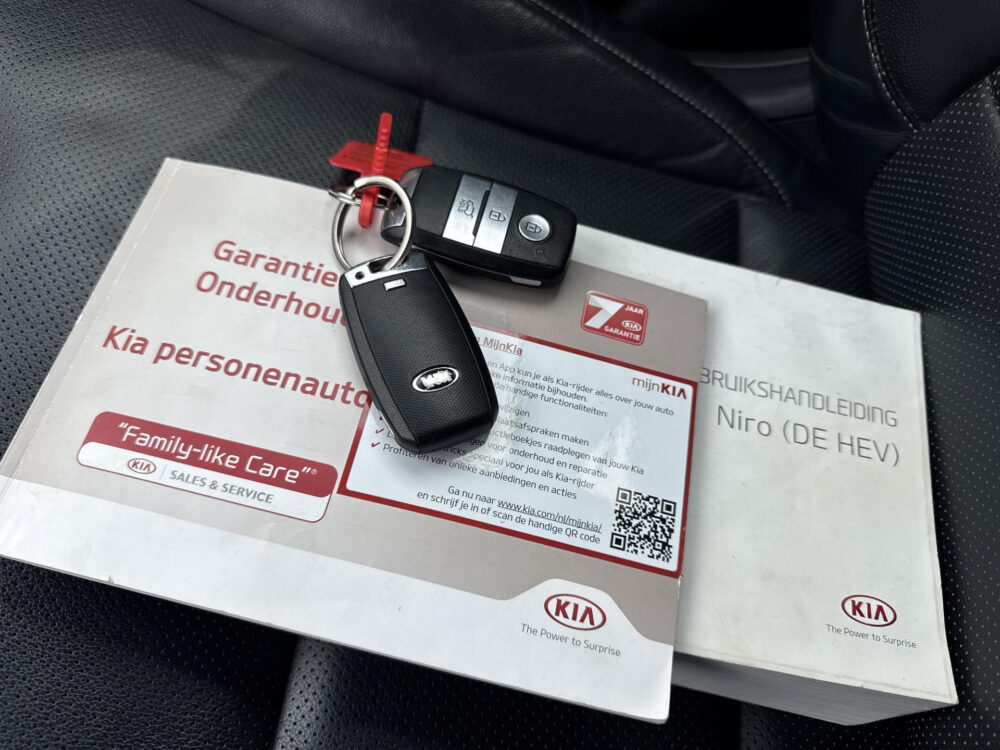 Kia Niro 1.6 GDi Hybrid BusinessLine Navigatie | Camera | Trekhaak |
