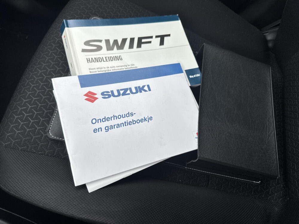 Suzuki Swift 1.2 Select Smart Hybrid |