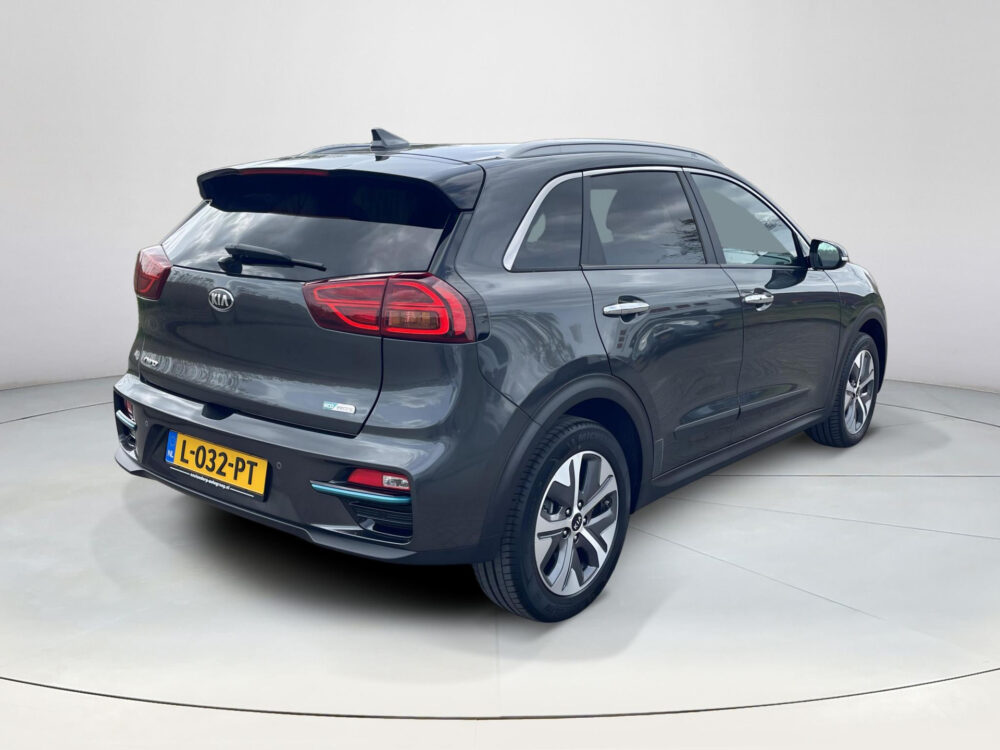 Kia e-Niro DynamicPlusLine 64 kWh | Stoelverwarming | Schuifdak |
