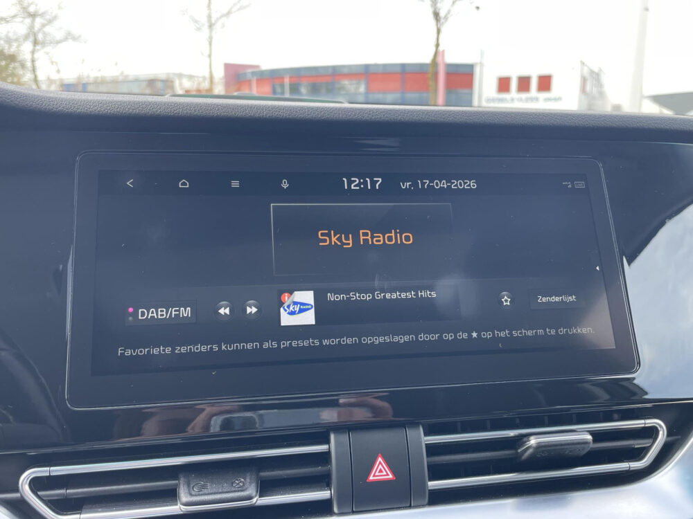 Kia e-Niro DynamicPlusLine 64 kWh | Stoelverwarming | Schuifdak |