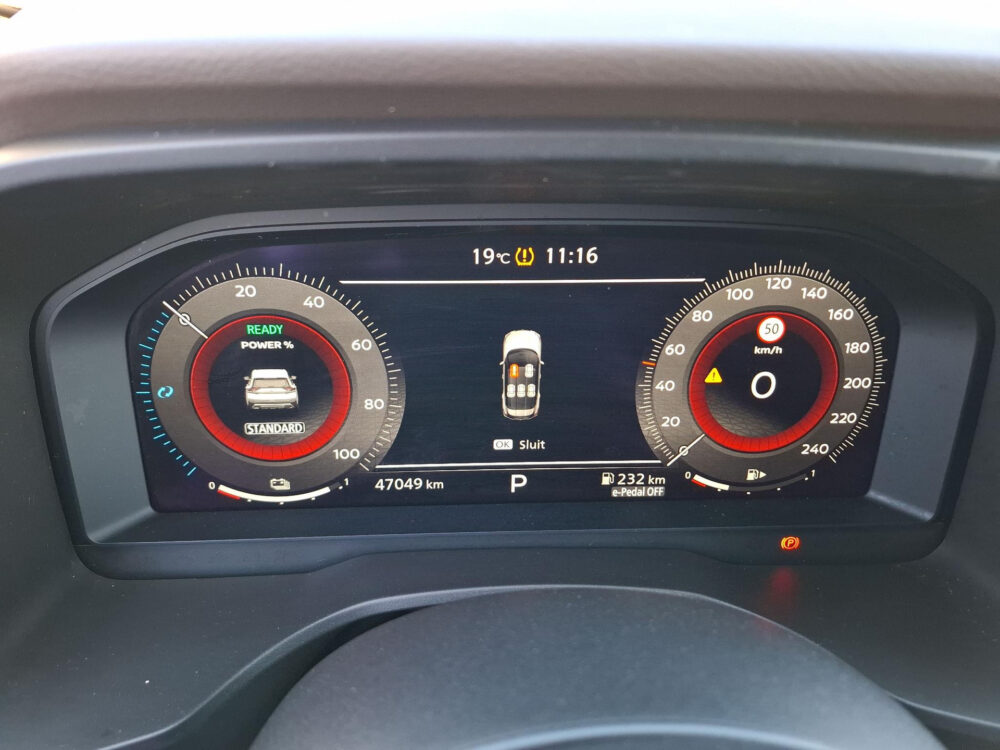 Nissan X-Trail 1.5 e-4orce Tekna Plus 4WD | Head up display | Leder | Stoelverwarming voor en achter |
