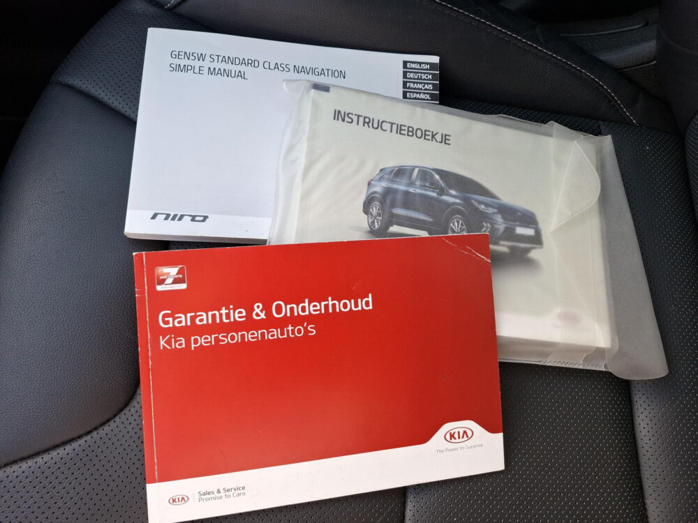 Kia Niro 1.6 GDi Hybrid ExecutiveLine | cruise control | elektrisch glazen schuif-/kanteldak| navigatie | lederen bekleding